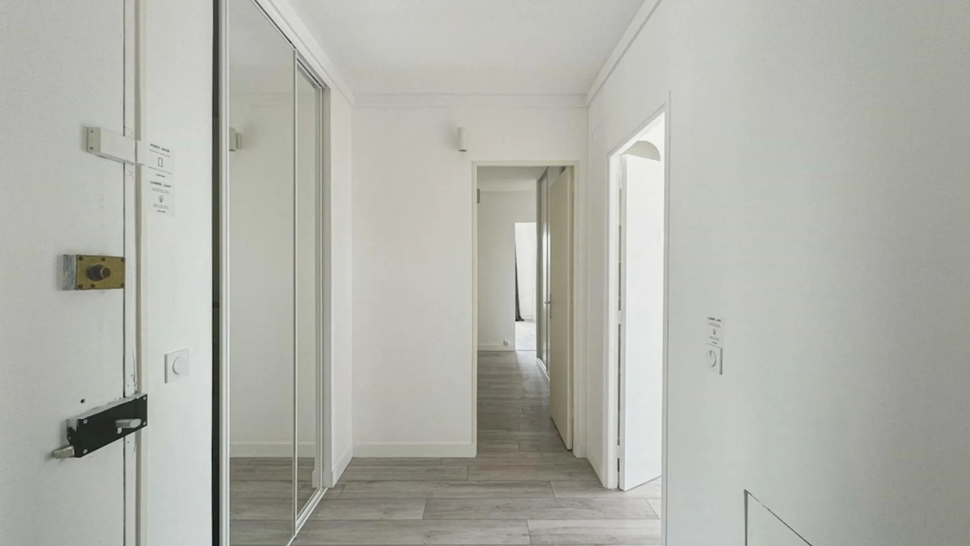 Flexliving - Room - Mouchez Paris 0*,  France