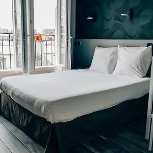 2* Hotell Luxia